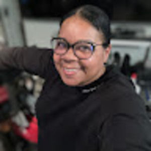 Meet your Posher, Deborah